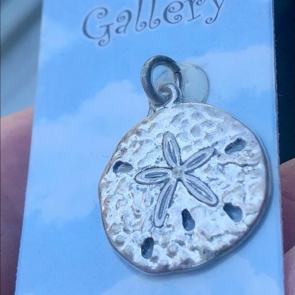 NWOT 2 charms silver plated - Picture 4 of 6